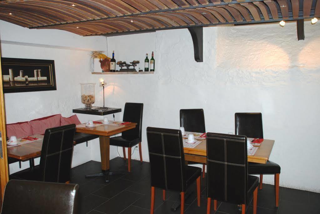 Hostellerie De Geneve Vevey Luaran gambar